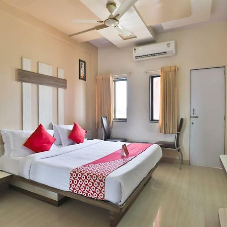 Hotel Oyo 14943 Shubh Suvidha Somnāth Esterno foto